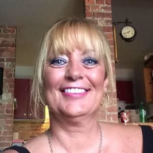 Meet your Posher, Lyne